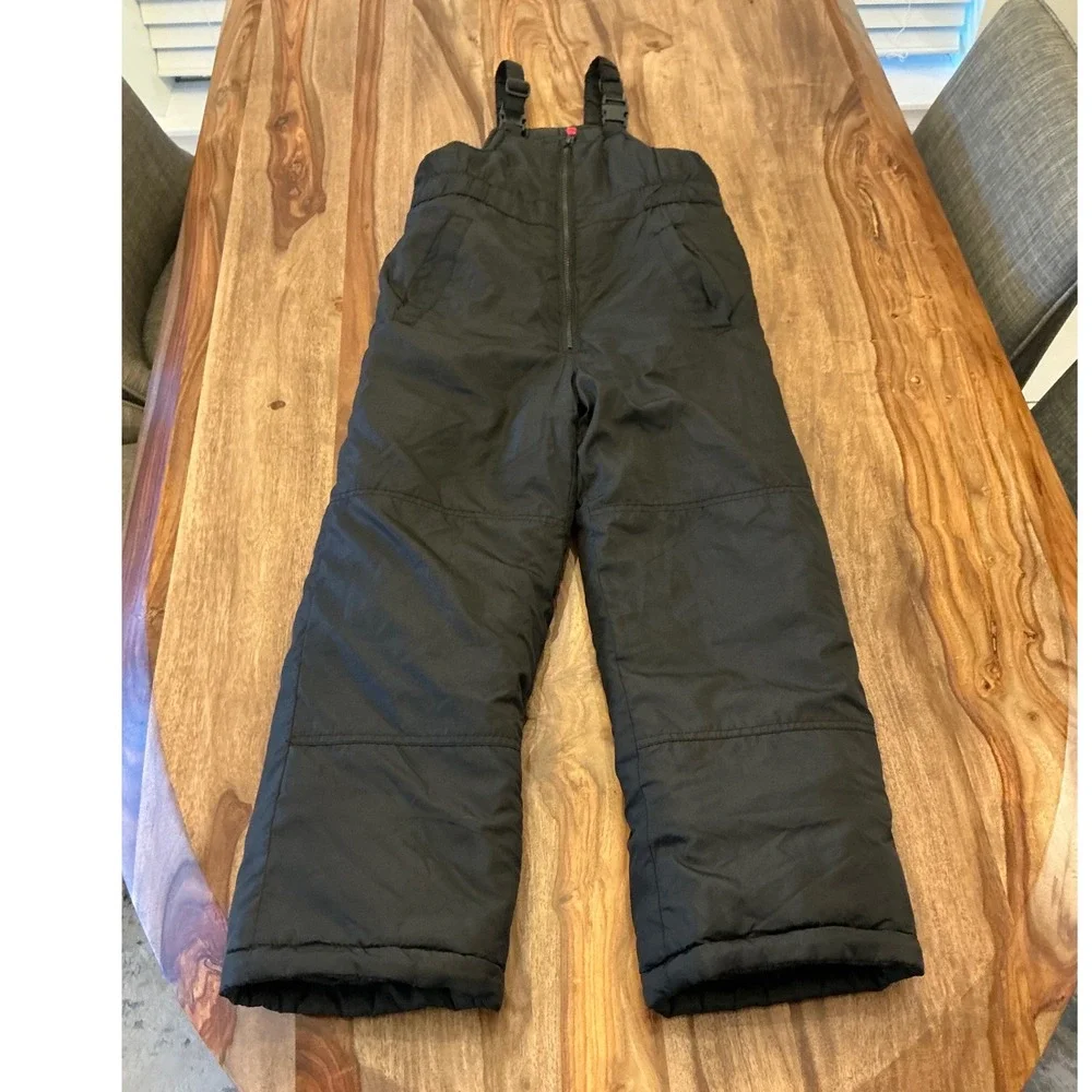 London Fog Kids Black Insulated Snow Bib Pants Size S/8 Ski Snowboard L220DS40